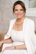 Waddell, Lauren E.