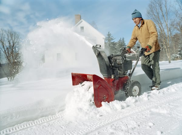 Snow on Rental Property: Landlord and Tenant Removal Duties