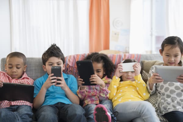 Legislators Try to Ban Social Media for Kids