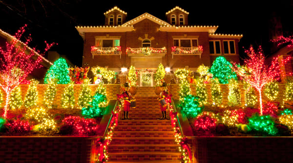What to Do When Holiday Lawn Decorations Become a Legal Nuisance