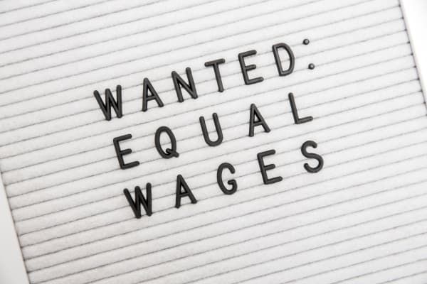 7th Circuit: Ongoing Pay Discrimination Can Bring Old Statements Back Into Evidence