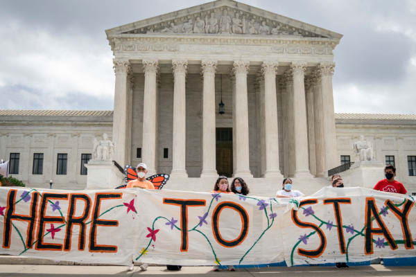 What Happens if Undocumented Immigrants Aren't Included in the Census?