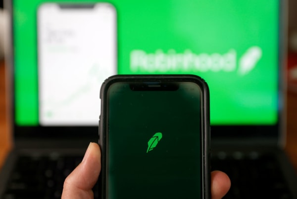 Family of Young Man Who Thought He Owed Robinhood $170,000 Sues Over the App's Role in His Death