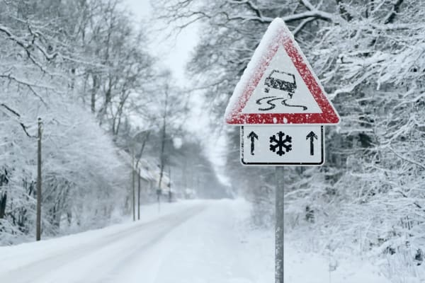 Is It Illegal to Drive Without Snow Tires, Snow Chains?