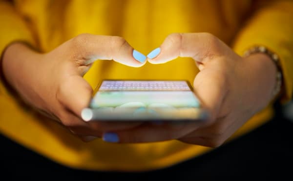 Is a Text Message Legally Binding With a Landlord?