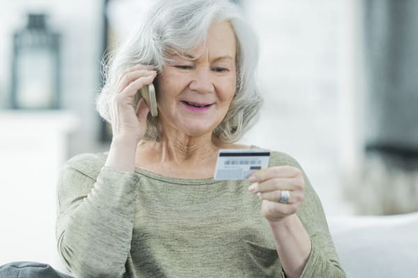 5 Tips for Spotting Family Theft From Older Adult Parents