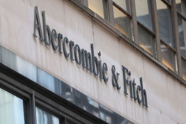 Abercrombie &amp; Snitch: Former CEO Accused of Sex Trafficking in Lawsuit