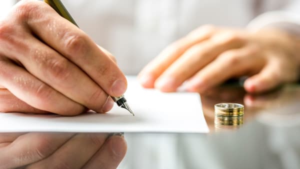 What is "Gray Divorce" and How Does It Impact Your Estate Plan?