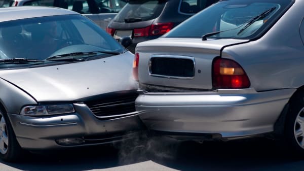 5 Tips for Dealing With Parking Lot Accidents