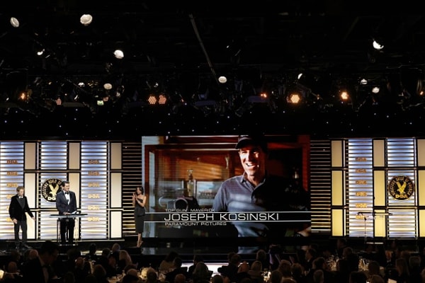 Copyright Dogfight as "Top Gun: Maverick" Screenwriter Sues Paramount