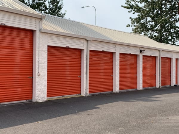 Ohio Man's Belongings Auctioned by Storage Company Despite Court Order
