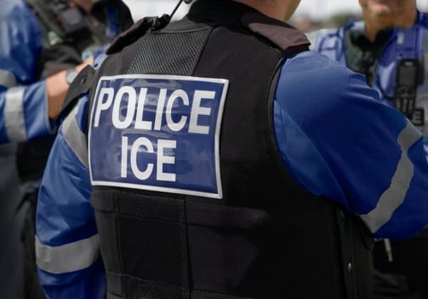 When Do Federal Agents Need to Identify Themselves?