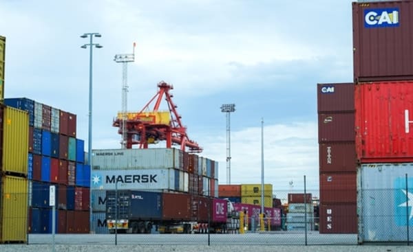 U.S. Braces for Shipping Chaos With Removal of 'De Minimus' Exemption