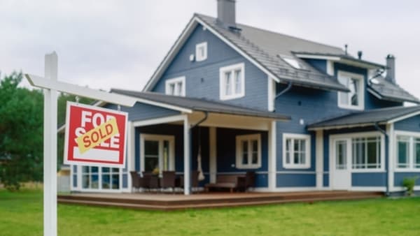 How To Reduce Capital Gains Tax on Home Sale in 2025
