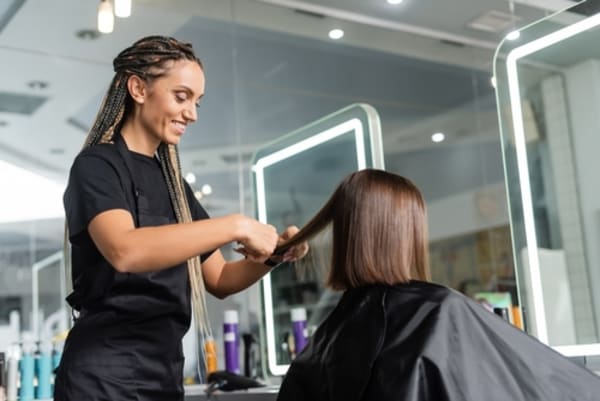 More States Are Requiring Hairdressers to Learn How to Spot Domestic Abuse