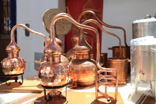 There’s Been a Federal Ban on Distilling Your Own Spirits for 158 Years — Until Now