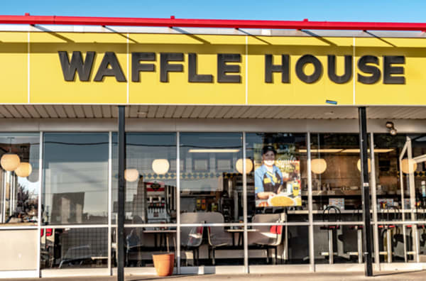 Man Sues Waffle House for Injuries Suffered After Tumble From ‘Defective’ Toilet Seat