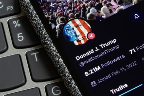 Can Wall Street Buy an Early Look at Trump’s Posts? A New Lawsuit Says No.